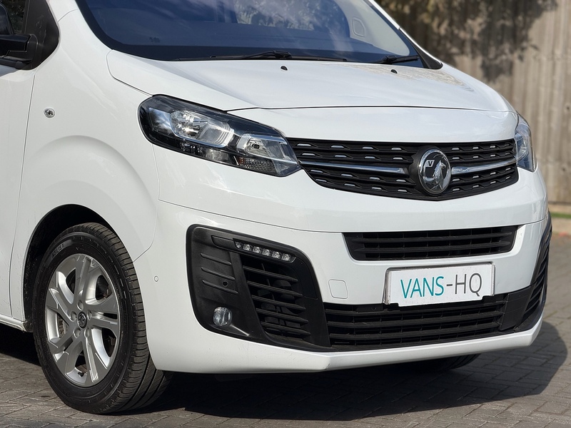 Vauxhall Vivaro Turbo D 3100 Pro - U2258