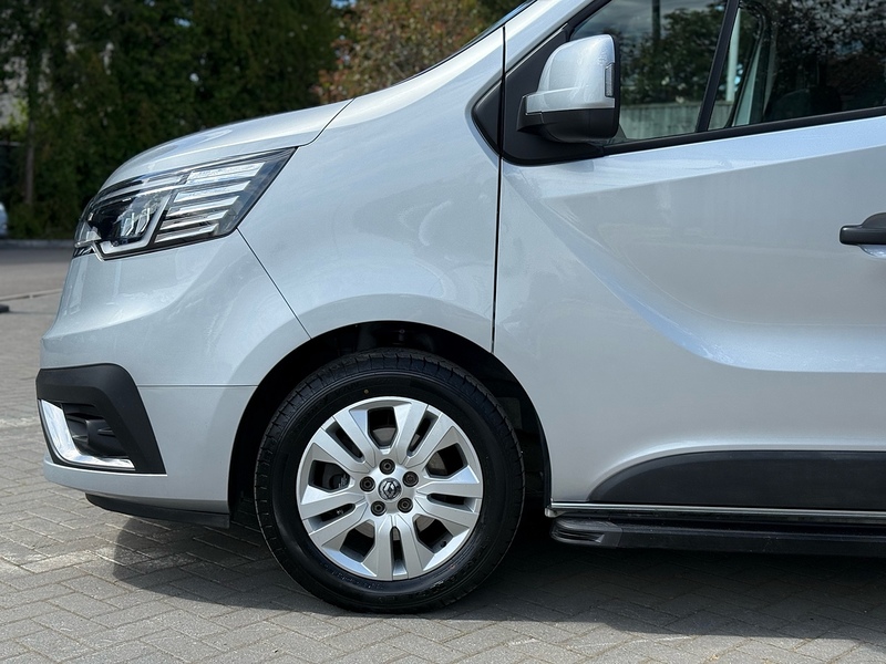 Renault Trafic dCi Blue LL30 Sport - U2259