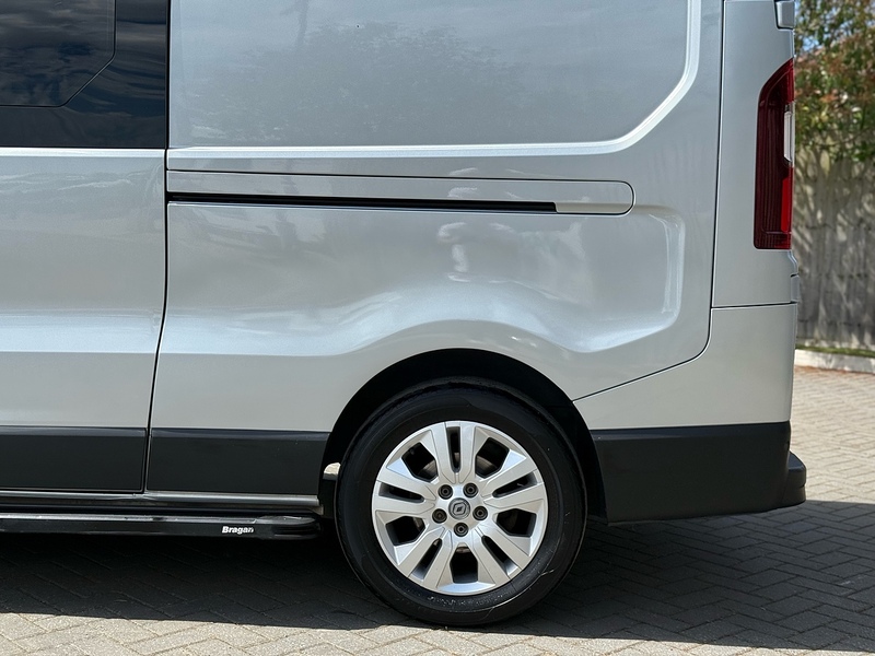 Renault Trafic dCi Blue LL30 Sport - U2259