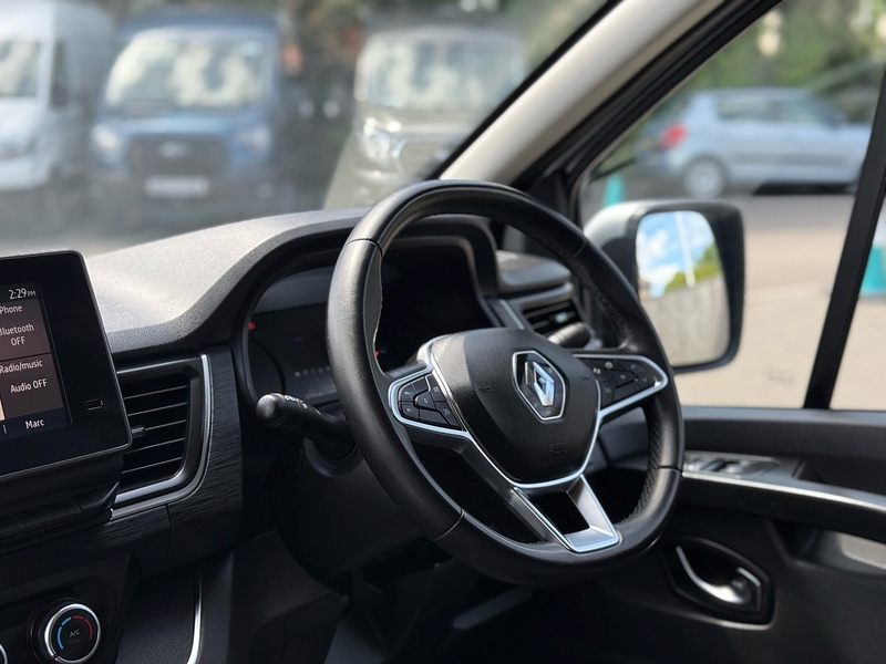 Renault Trafic dCi Blue LL30 Sport - U2259