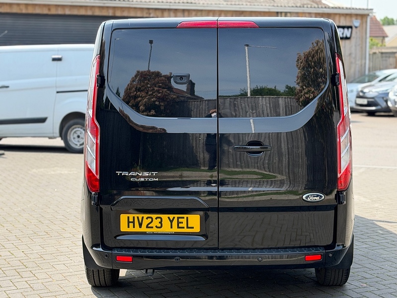 Ford Transit Custom 300 EcoBlue Limited - U2263