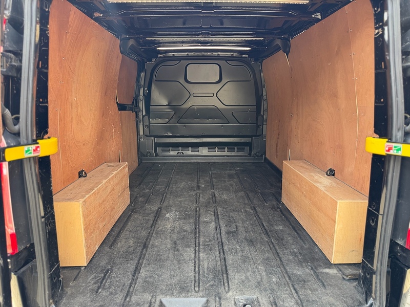Ford Transit Custom 300 EcoBlue Limited - U2263