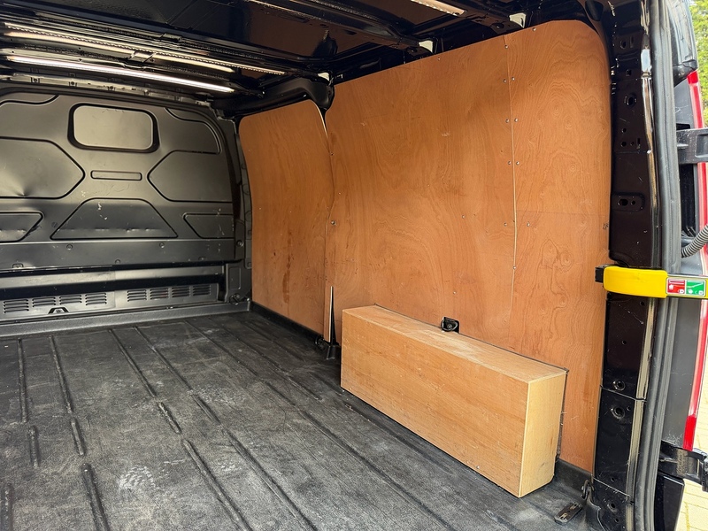 Ford Transit Custom 300 EcoBlue Limited - U2263