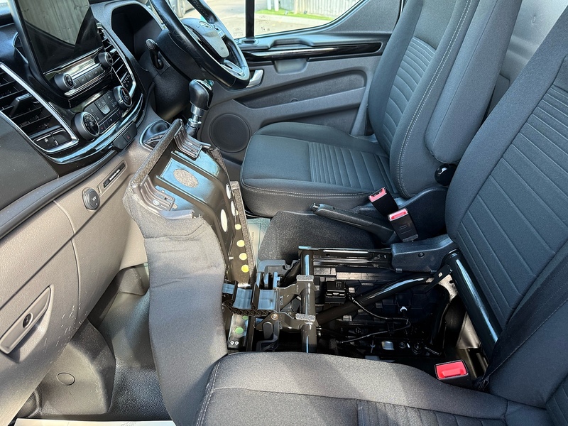 Ford Transit Custom 300 EcoBlue Limited - U2271