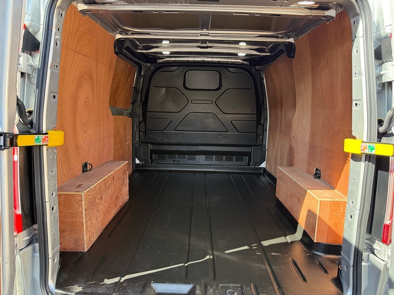 Ford Transit Custom 300 EcoBlue Limited - U2271