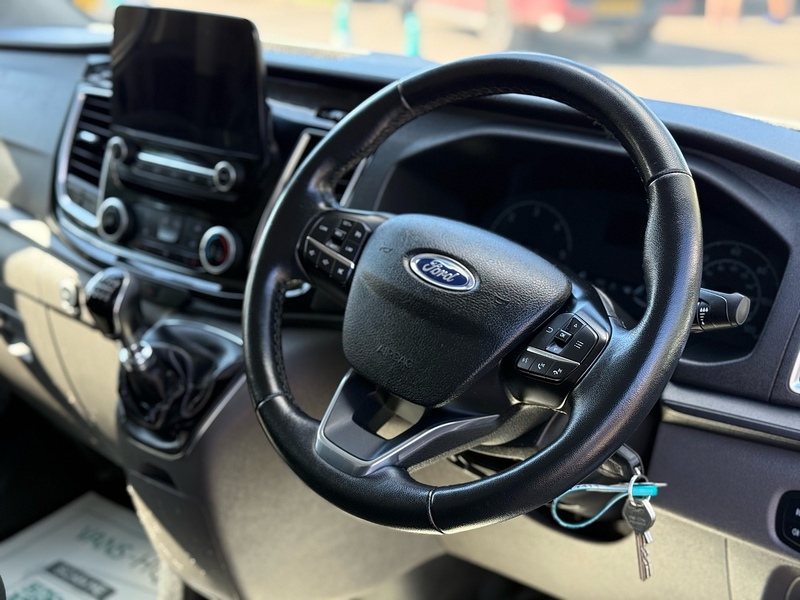 Ford Transit Custom 300 EcoBlue Limited - U2271
