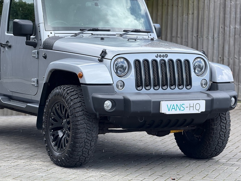 Jeep Wrangler CRD Overland - U2272