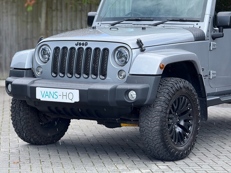 Jeep Wrangler CRD Overland - U2272