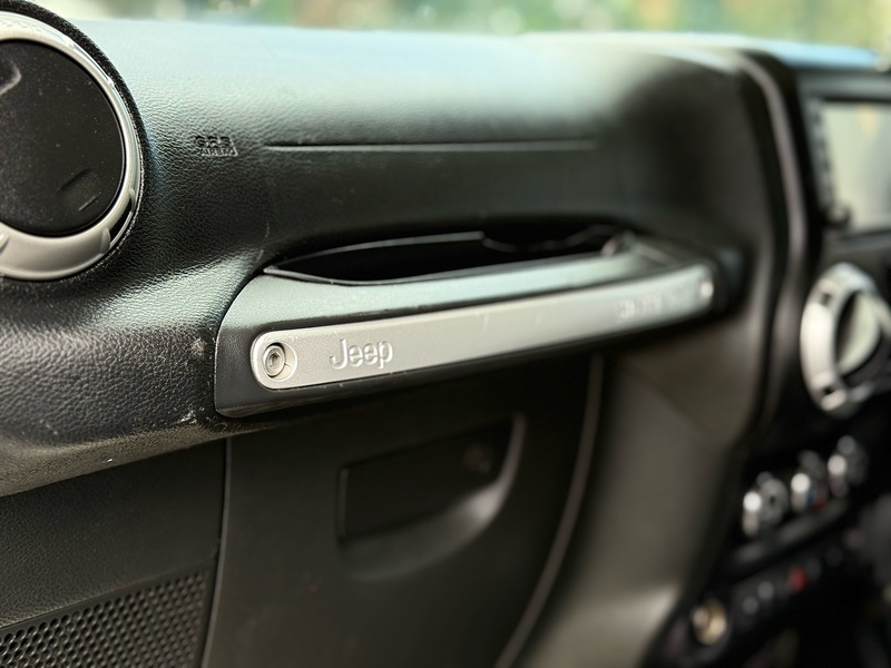 Jeep Wrangler CRD Overland - U2272