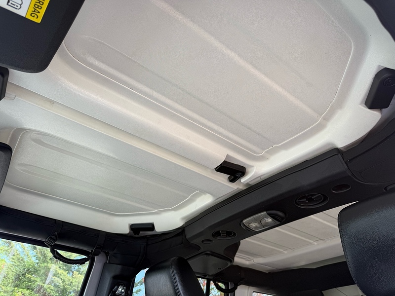 Jeep Wrangler CRD Overland - U2272