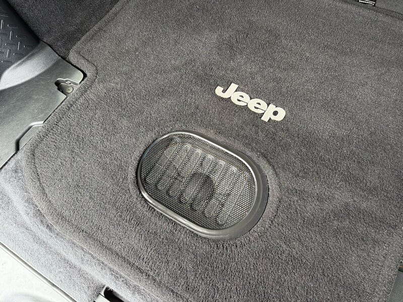 Jeep Wrangler CRD Overland - U2272