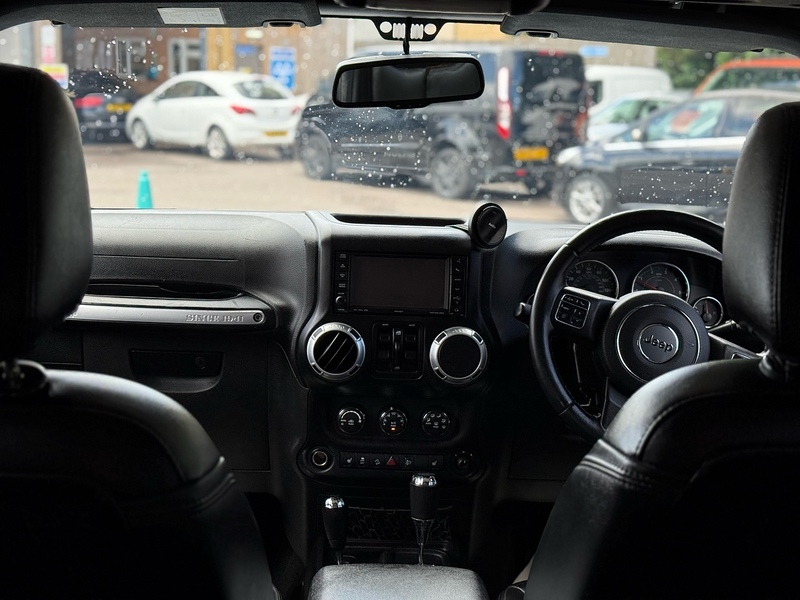 Jeep Wrangler CRD Overland - U2272