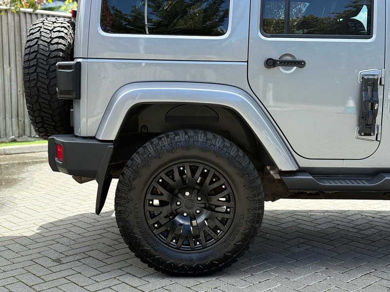 Jeep Wrangler CRD Overland - U2272