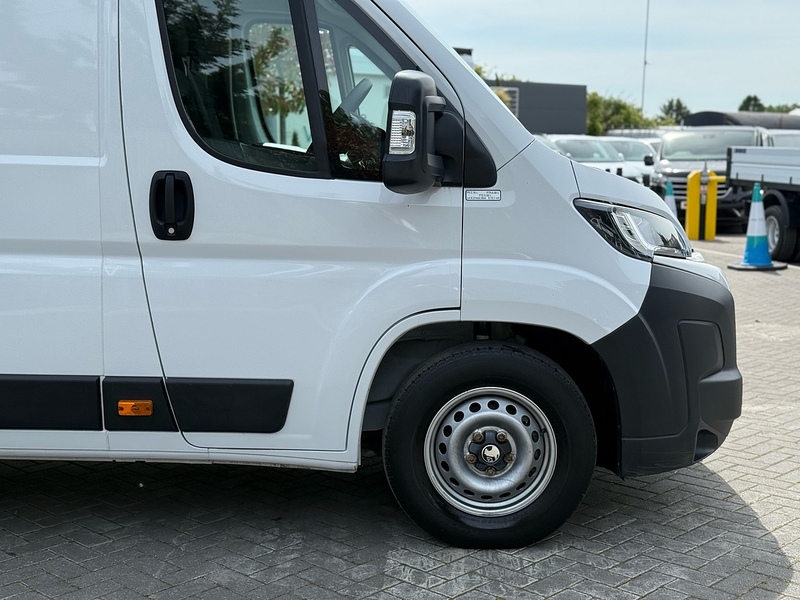 Vauxhall Movano CDTi 3500 BiTurbo Prime - U2281