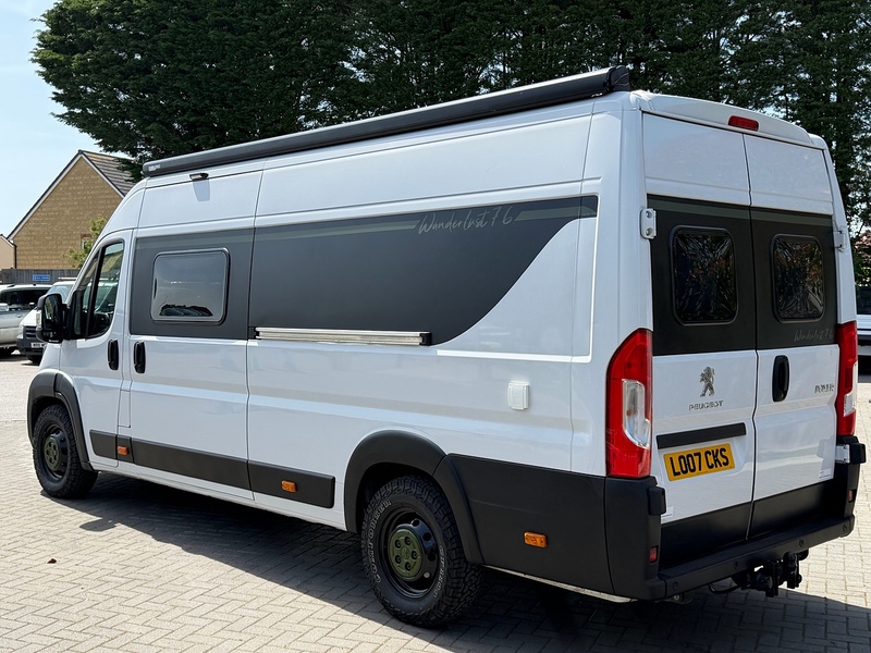 Peugeot Boxer L4 BlueHDi 435 Professional Camper Conversion - U2283