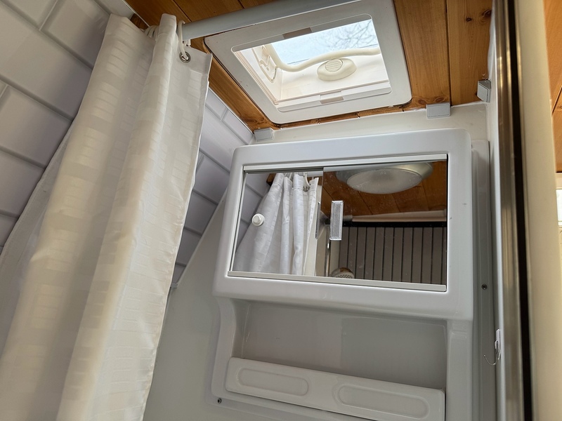 Peugeot Boxer L4 BlueHDi 435 Professional Camper Conversion - U2283