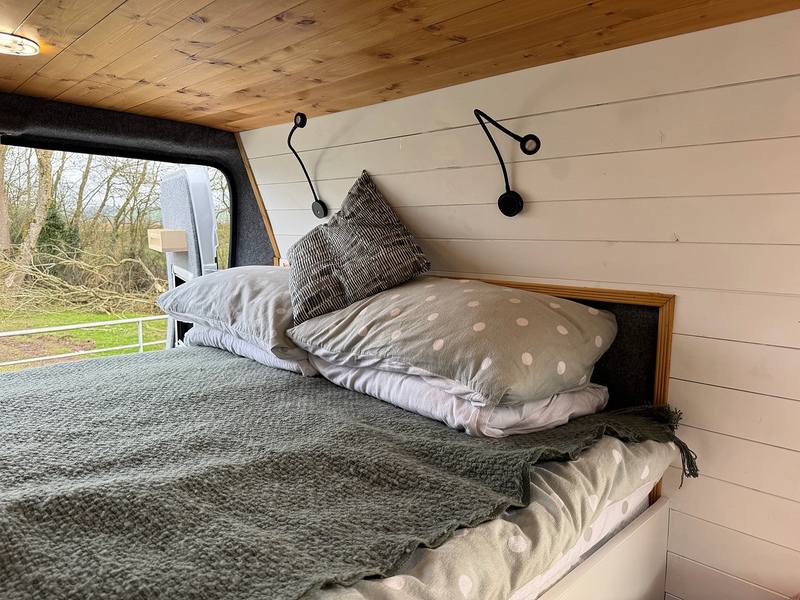 Peugeot Boxer L4 BlueHDi 435 Professional Camper Conversion - U2283