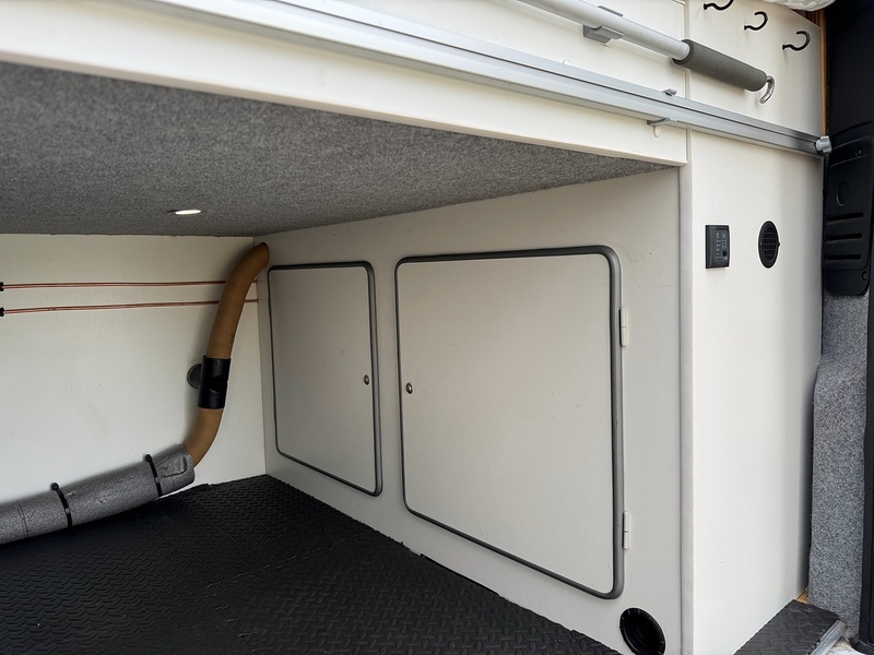 Peugeot Boxer L4 BlueHDi 435 Professional Camper Conversion - U2283