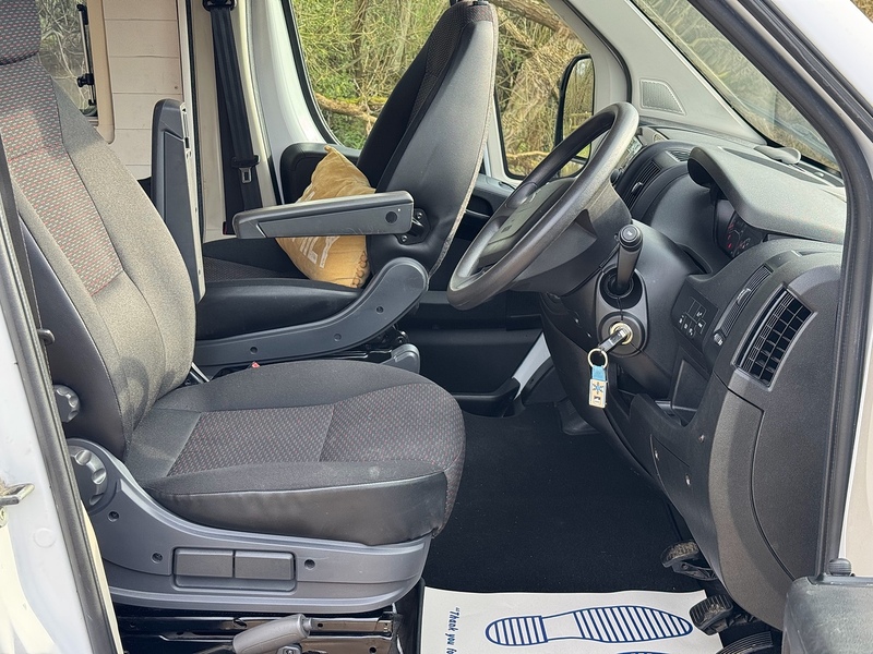 Peugeot Boxer L4 BlueHDi 435 Professional Camper Conversion - U2283