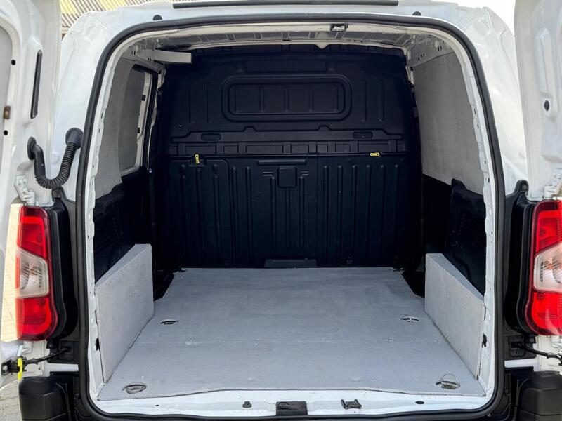 Citroen Berlingo BlueHDi 1000 Enterprise Edition M 3 AirCon - U2285