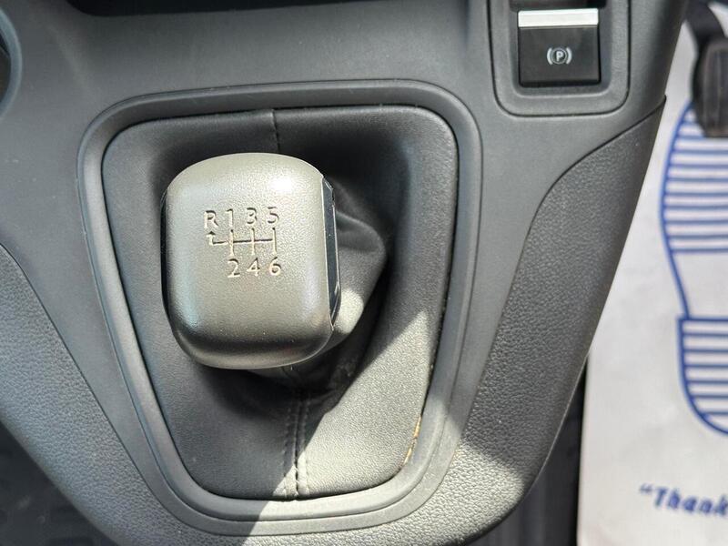 Citroen Berlingo BlueHDi 1000 Enterprise Edition M 3 AirCon - U2285