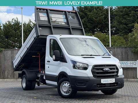 Ford Transit 2.0 350 EcoBlue HD Leader Luton Cab 2dr Diesel Manual RWD L4 Euro 6 (s/s) (DRW) (130 ps)