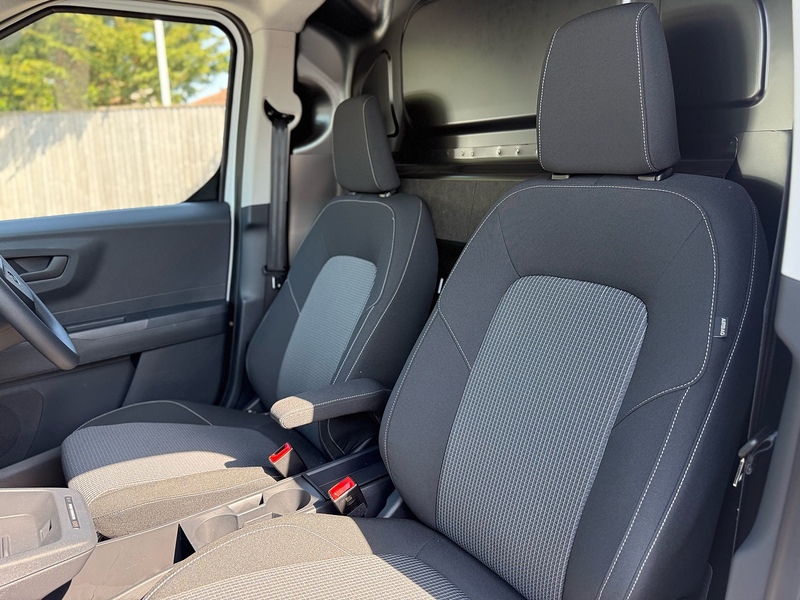 Ford E-Transit Courier Trend - U2292