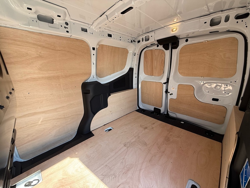 Ford E-Transit Courier Trend - U2292