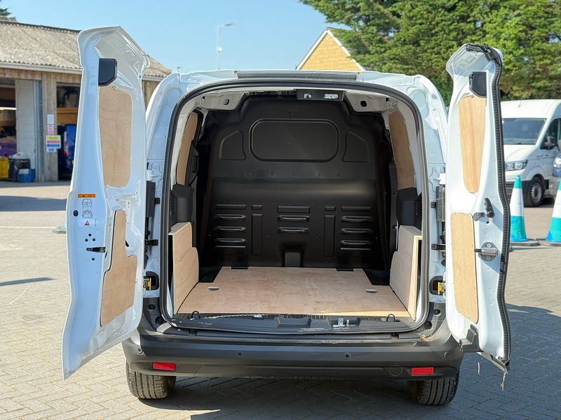 Ford E-Transit Courier Trend - U2292