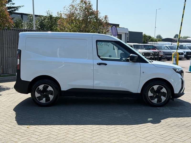 Ford E-Transit Courier Trend - U2292