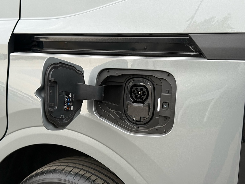 Ford E-Transit Courier Trend - U2293