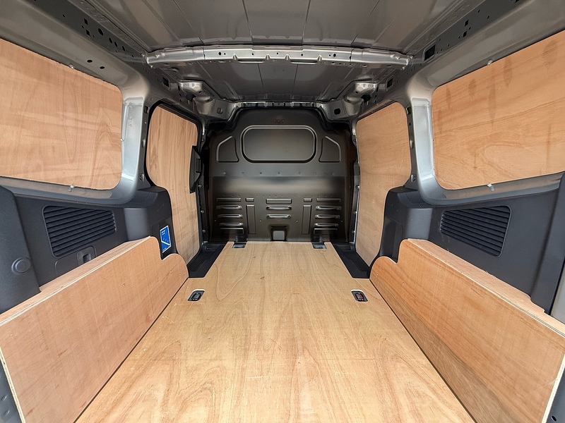 Ford E-Transit Courier Trend - U2293