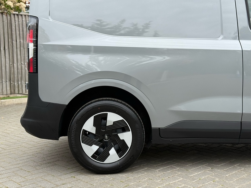 Ford E-Transit Courier Trend - U2293