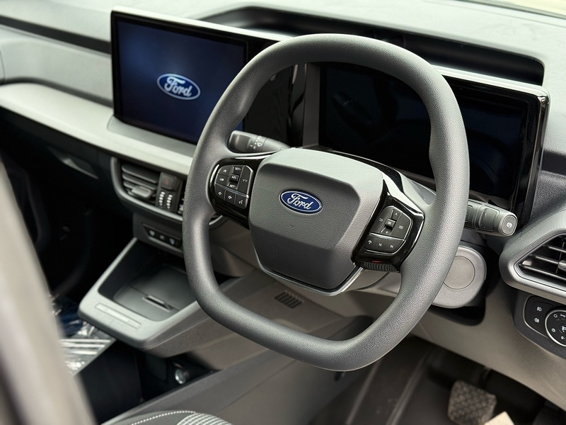 Ford E-Transit Courier Trend - U2293