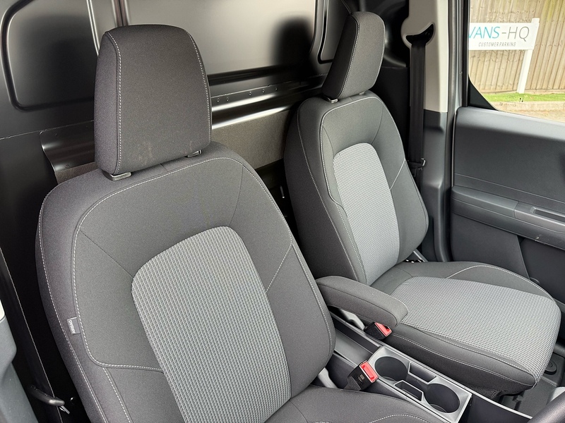 Ford E-Transit Courier Trend - U2293