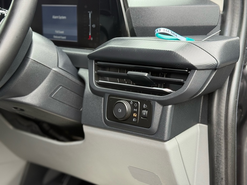 Ford Transit Custom 280 EcoBlue Limited - U2295