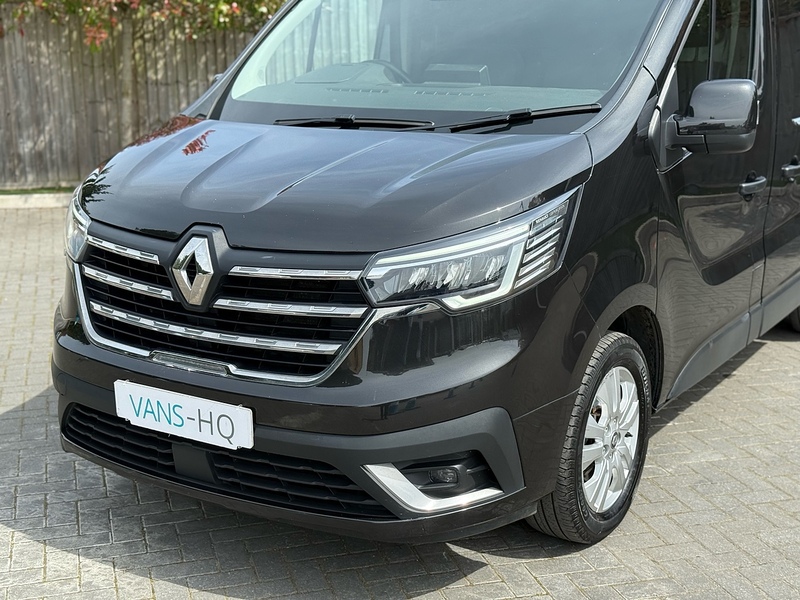 Renault Trafic dCi Blue SL28 Sport - U2305