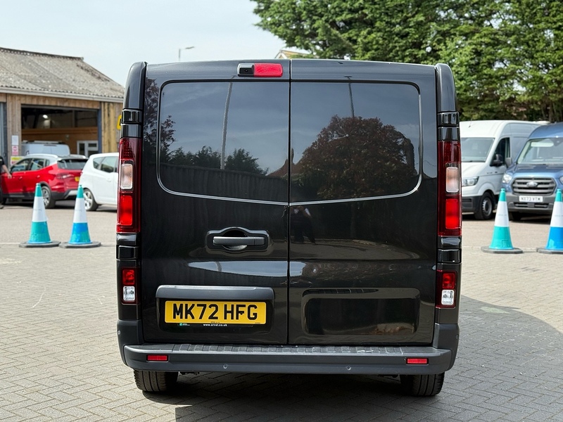 Renault Trafic dCi Blue SL28 Sport - U2305