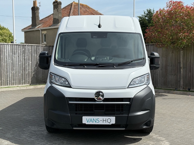 Renault Trafic dCi Blue SL28 Sport - U2305