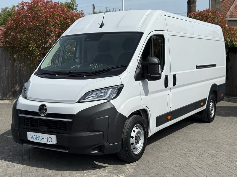 Renault Trafic dCi Blue SL28 Sport - U2305