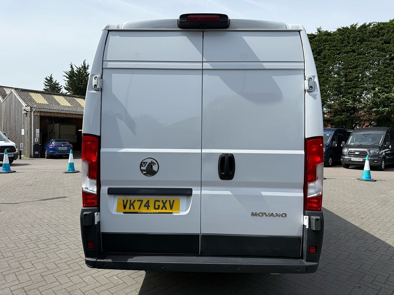 Renault Trafic dCi Blue SL28 Sport - U2305