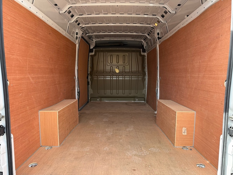 Renault Trafic dCi Blue SL28 Sport - U2305