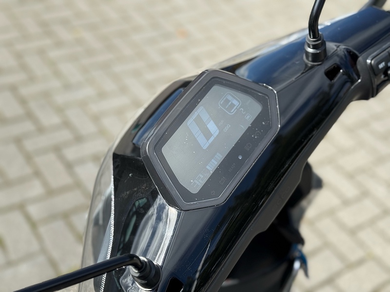 Vmoto CUx  - U2323