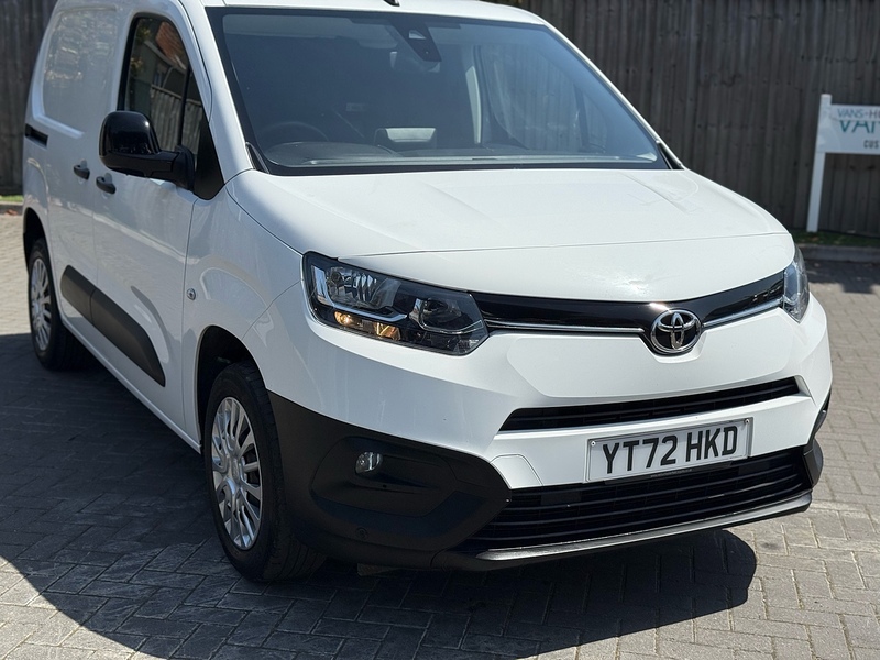 Toyota PROACE CITY BlueHDi Icon - U2331