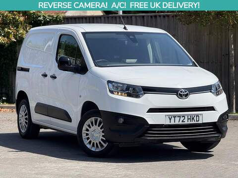 Toyota PROACE CITY 1.5 Turbo D 2700 Pro Panel Van 6dr Diesel Manual L1 H1 Euro 6 (s/s) (120 ps)