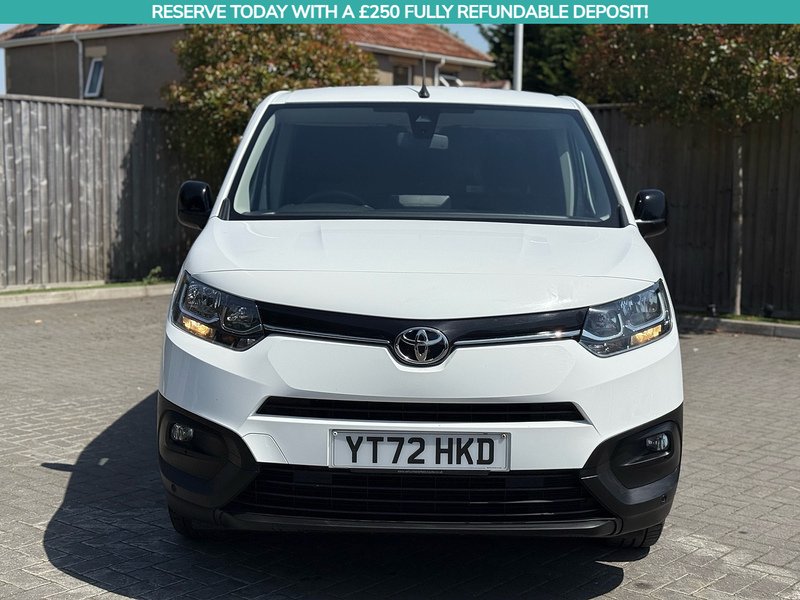Toyota PROACE CITY BlueHDi Icon - U2331