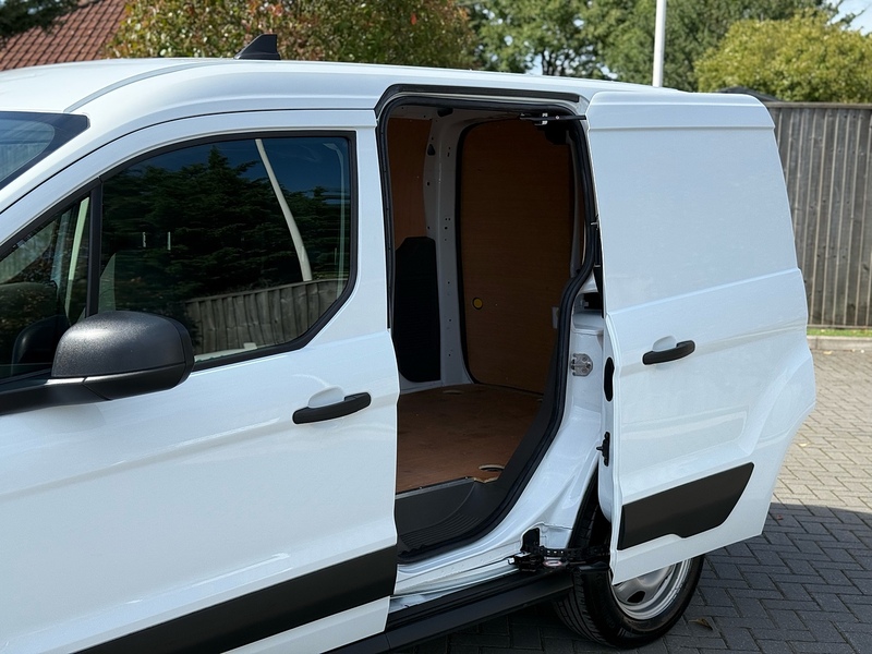 Ford Transit Connect 220 EcoBlue Leader - U2334