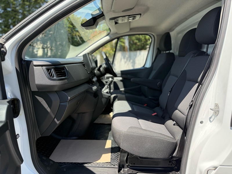 Renault Trafic dCi Blue SL28 Business+ - U2349