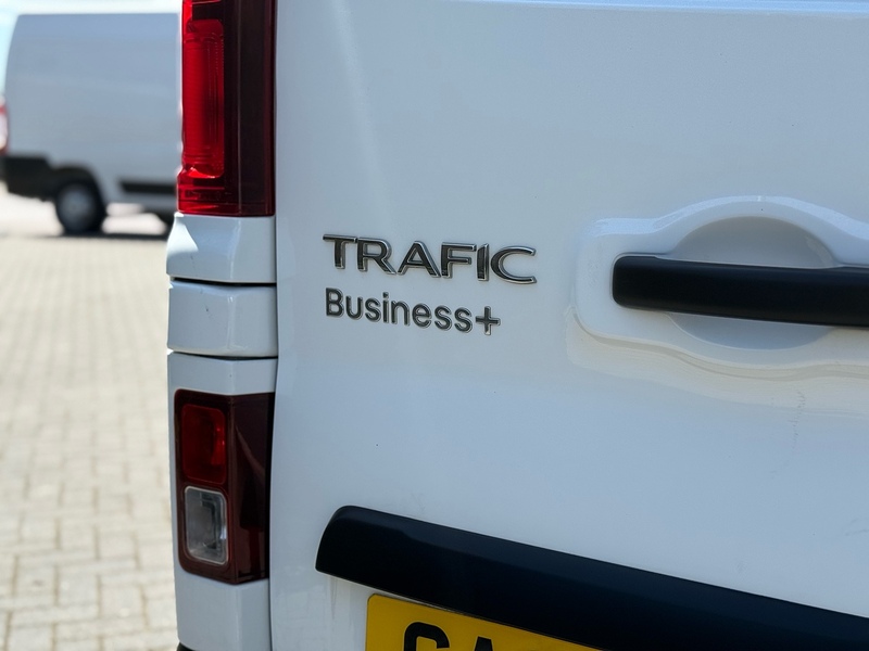 Renault Trafic dCi Blue SL28 Business+ - U2349
