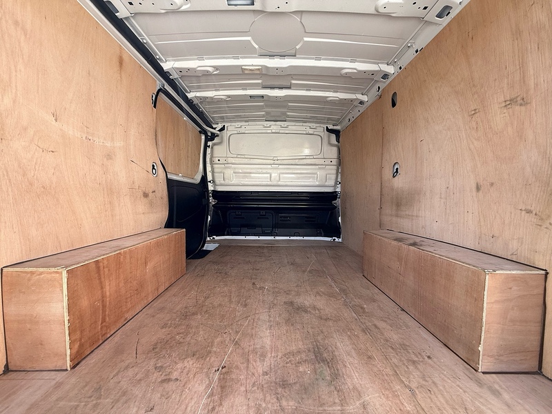 Renault Trafic dCi Blue SL28 Business+ - U2349